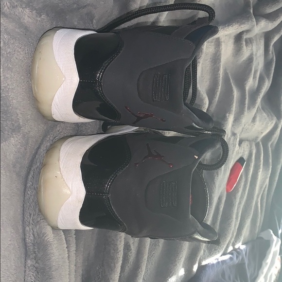 Jordan 11s and True Religion hoodie - Picture 3 of 6